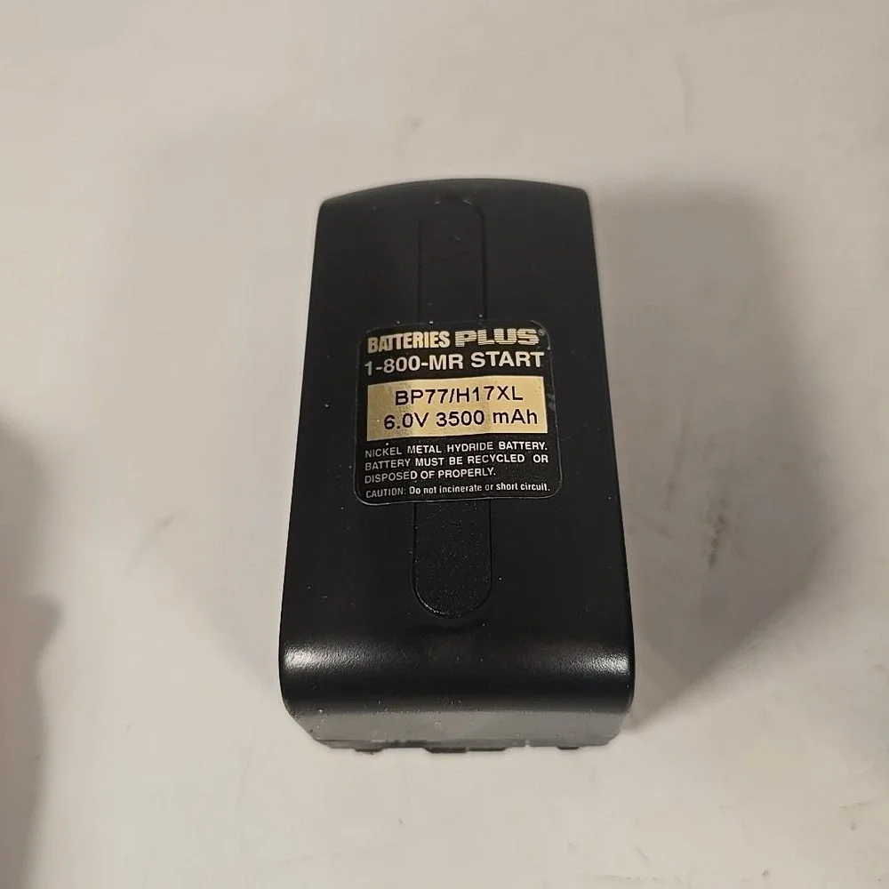 Panasonic Palmcorder X20 Digital Zoom PV-42 UNTESTED‎ Could Not Get Battery Char